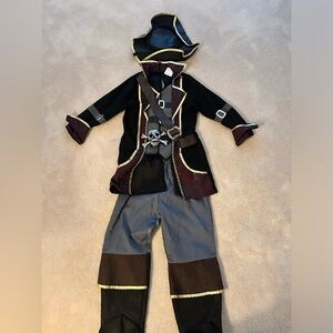 Pirate costume size 5-6